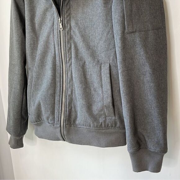 Tommy Hilfiger Soft Shell Fashion Bomber with Contrast Bib and Hood - Picture 7 of 13